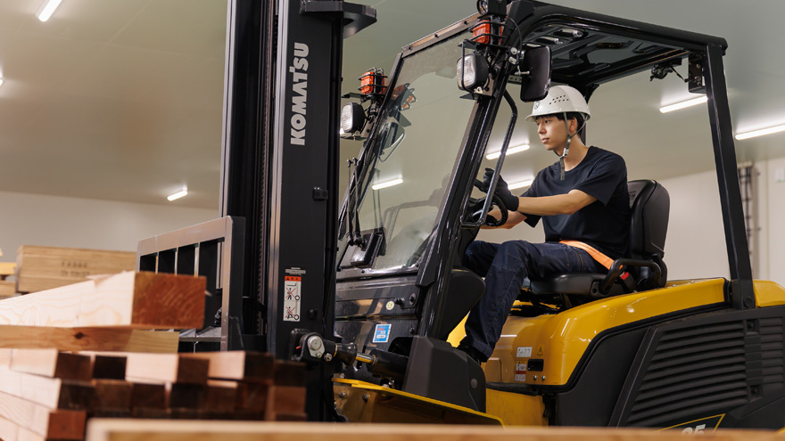 木材・プレカット部 工場　K・R／2024年入社