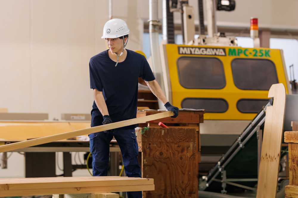 木材・プレカット部 工場　K・R／2024年入社